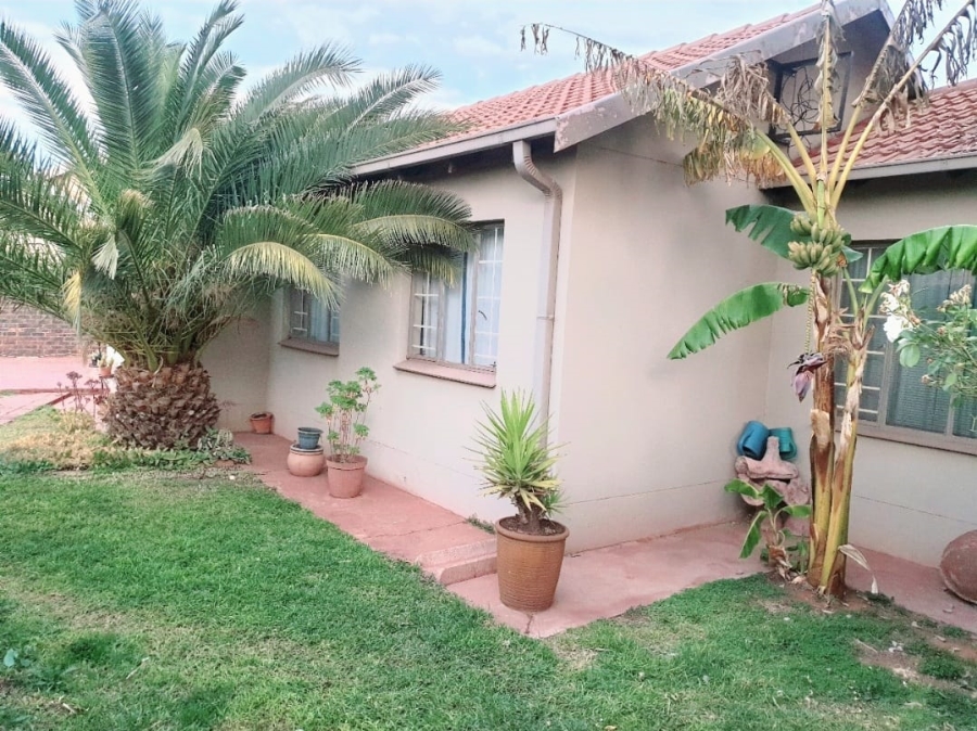 3 Bedroom Property for Sale in Kathu Northern Cape